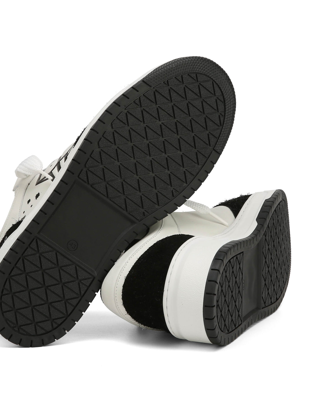 CM-00 White Lth / Hairy Black Suede Combo